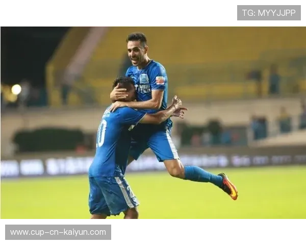 西班牙前锋独中两元，助力晋级，西班牙前锋2018